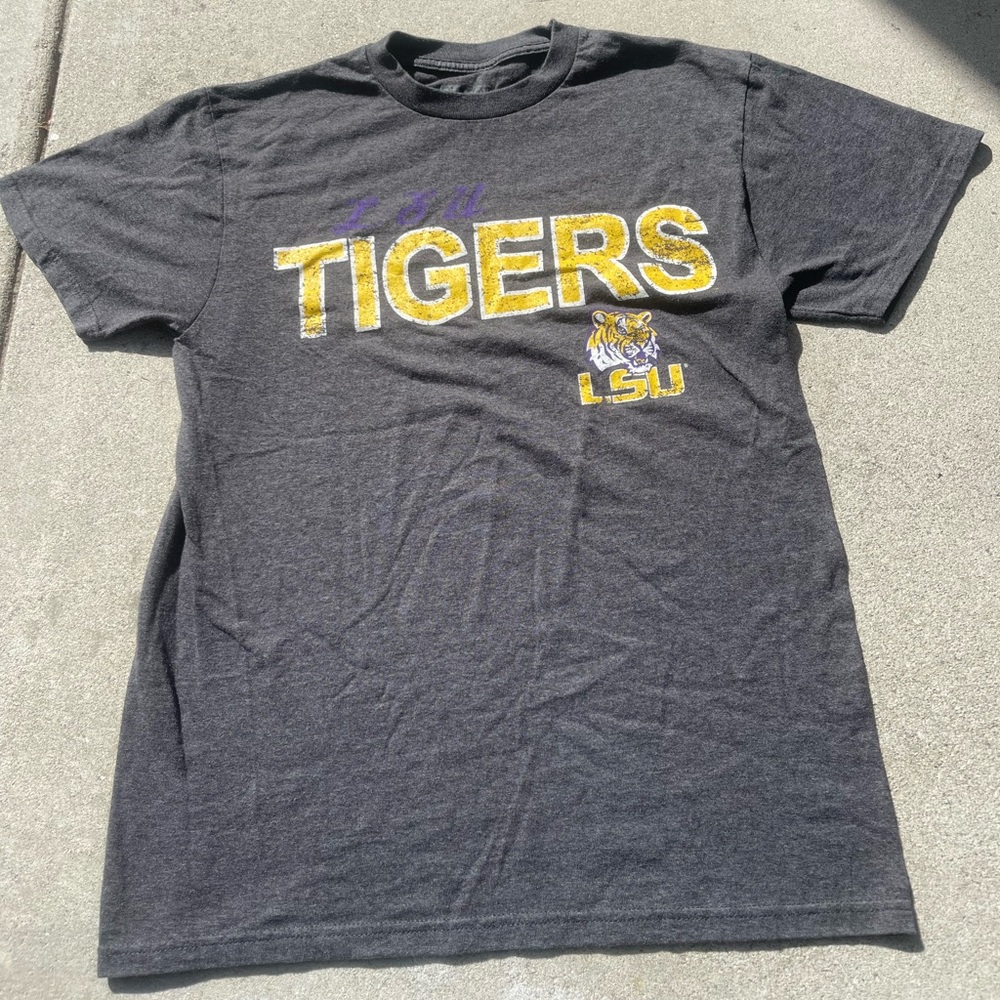 Majestic Section 101 T-Shirt Men Gray
LSU Tigers NCAA Short Sleeve